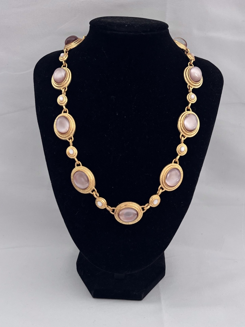NWOT Julie Vos Tudor Stone Necklace